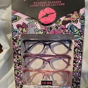 Betsey Johnson Reading Glasses Set